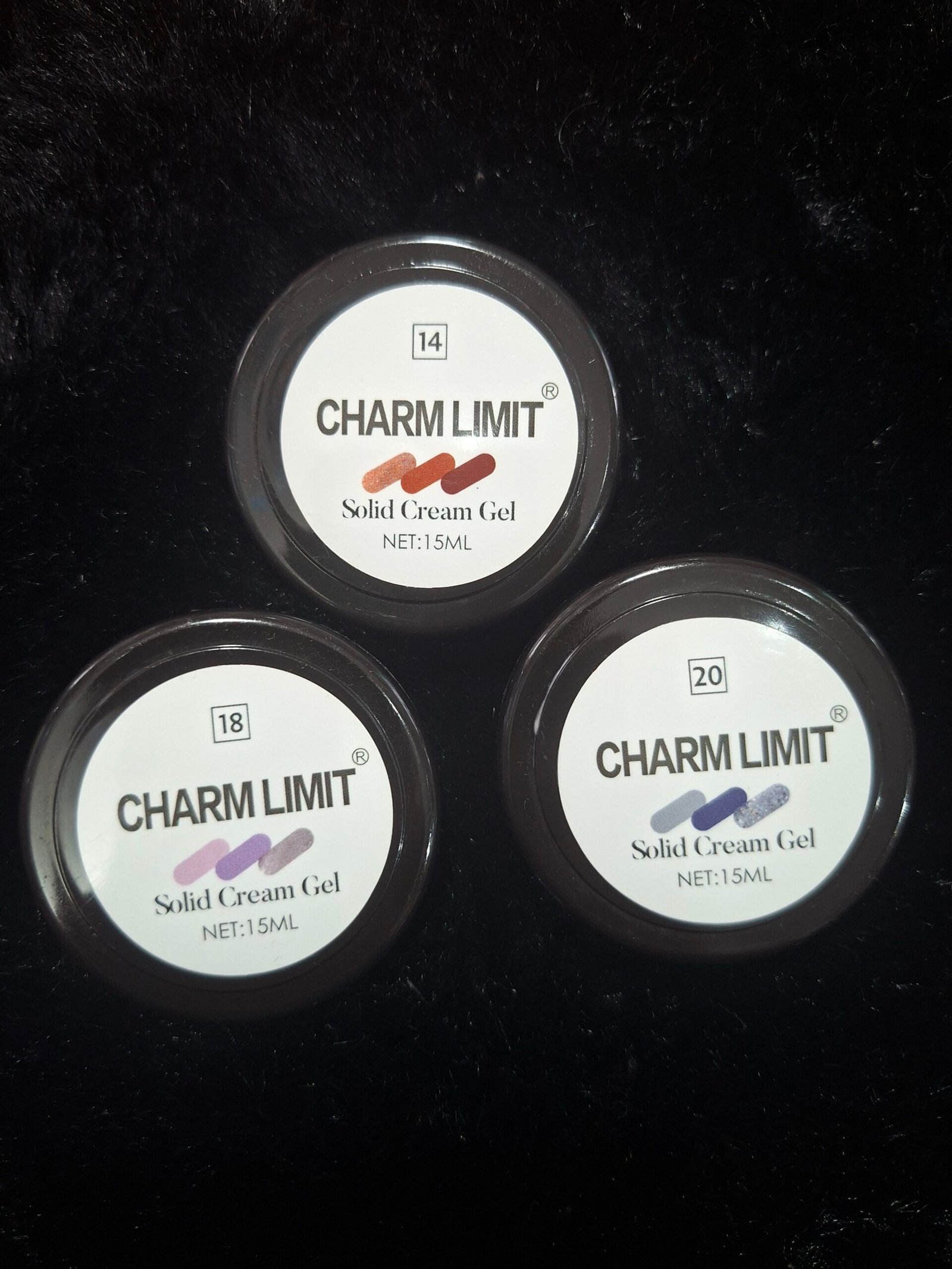 Gel solido charm limit