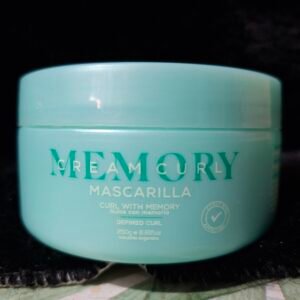 Mascara Memory Rulos Rizos Y Metodo Curly Girl Bekim X 250g