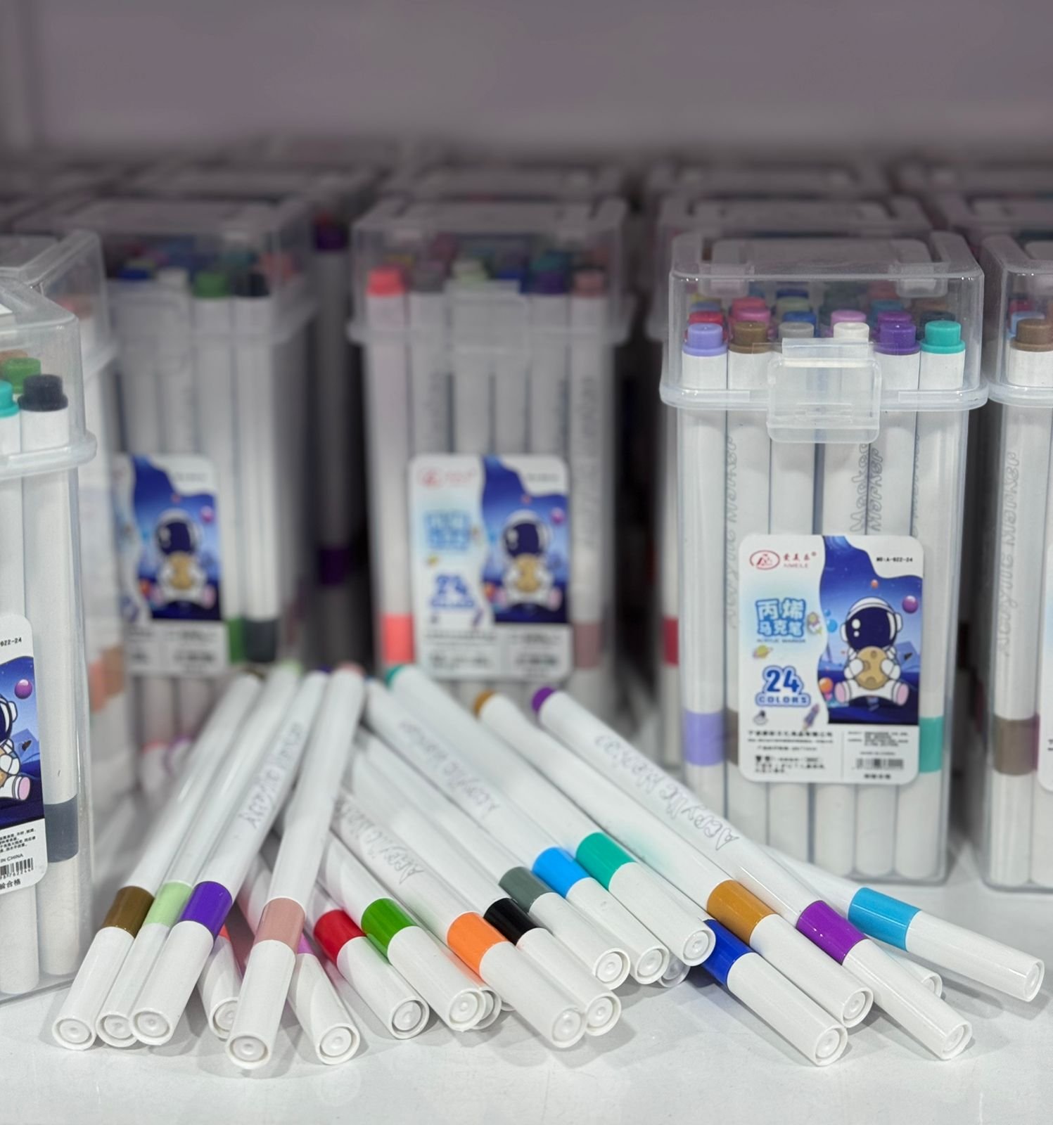 Marcadores acrílicos x24🖍️