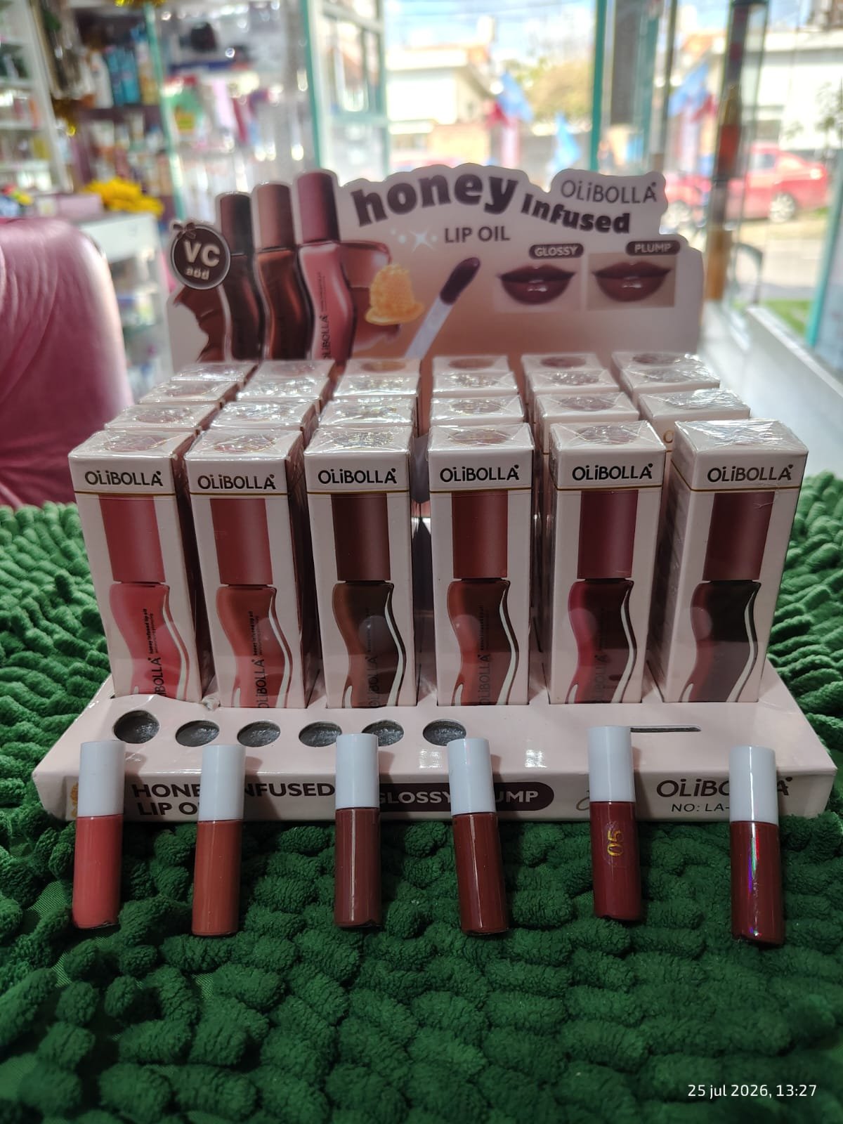 Lip oil glossy plump - Imagen 4
