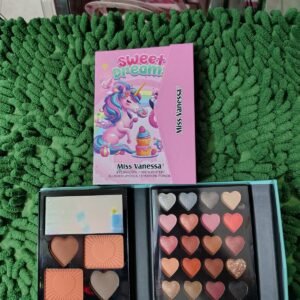 Paleta de maquillaje todo en uno