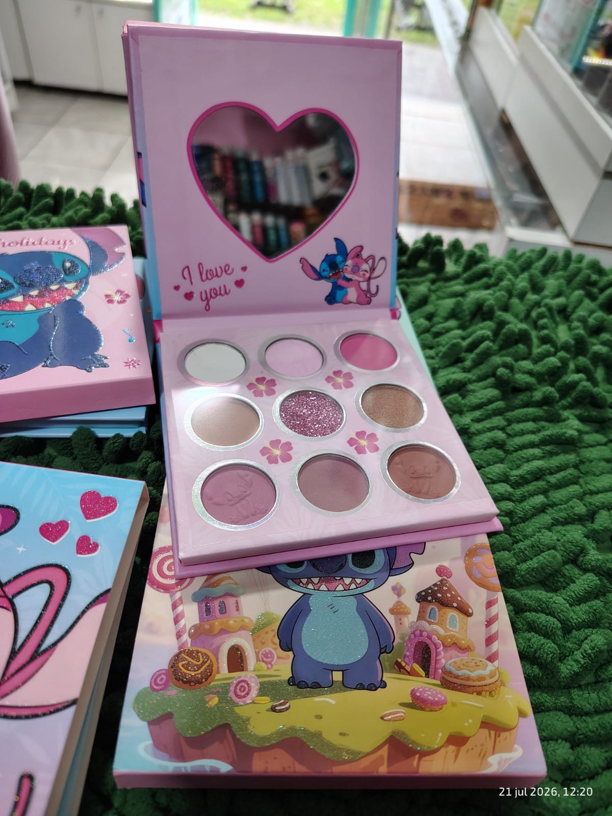 Paleta de sombras de maquillaje - Imagen 2