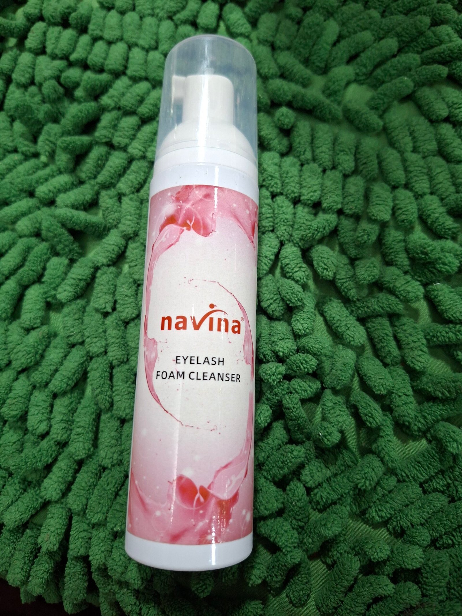 Limpiador de pestañas y cejas navina