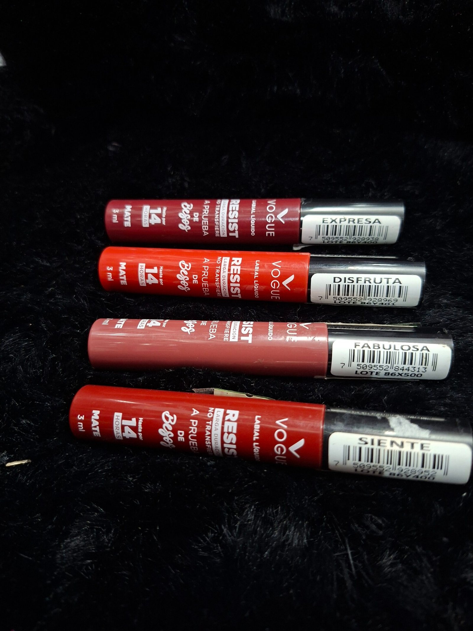 Labial líquido vogue resist 14hs matte