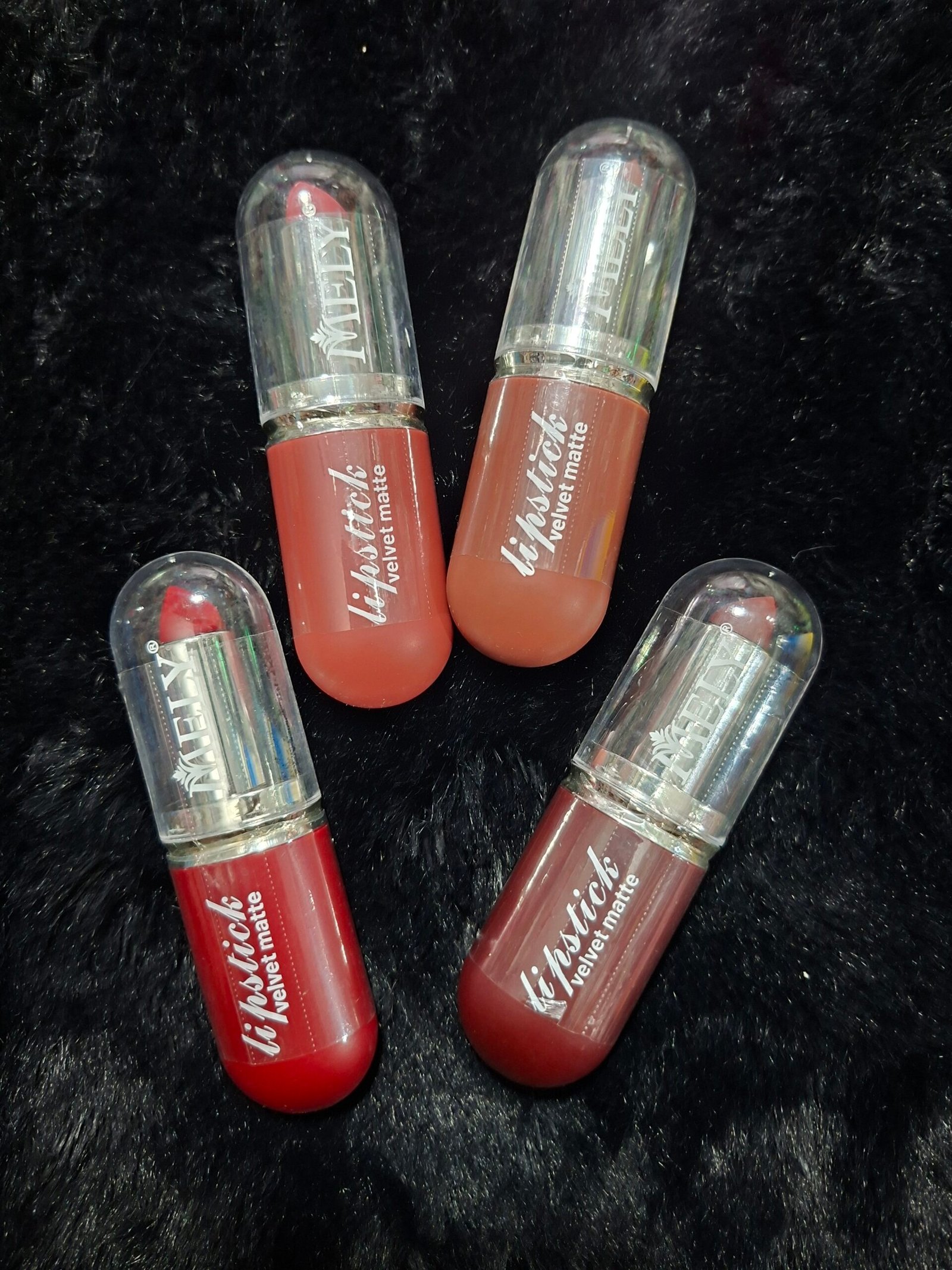 Labial en barra lipstick mely