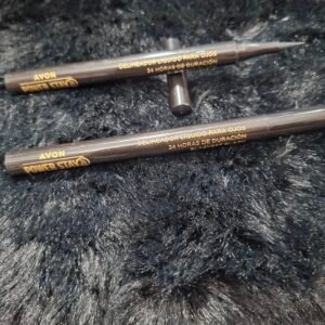 Delineador en fibra de ojos avon power stay 24hs