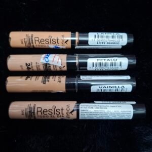 Corrector de ojeras resist vogue