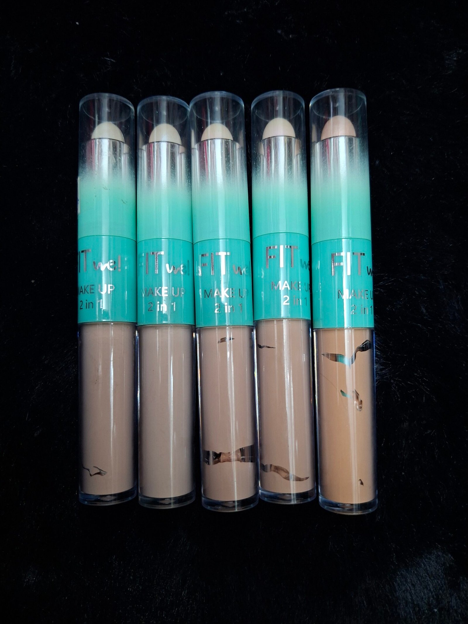 Corrector de ojeras doble fit me 2 en 1