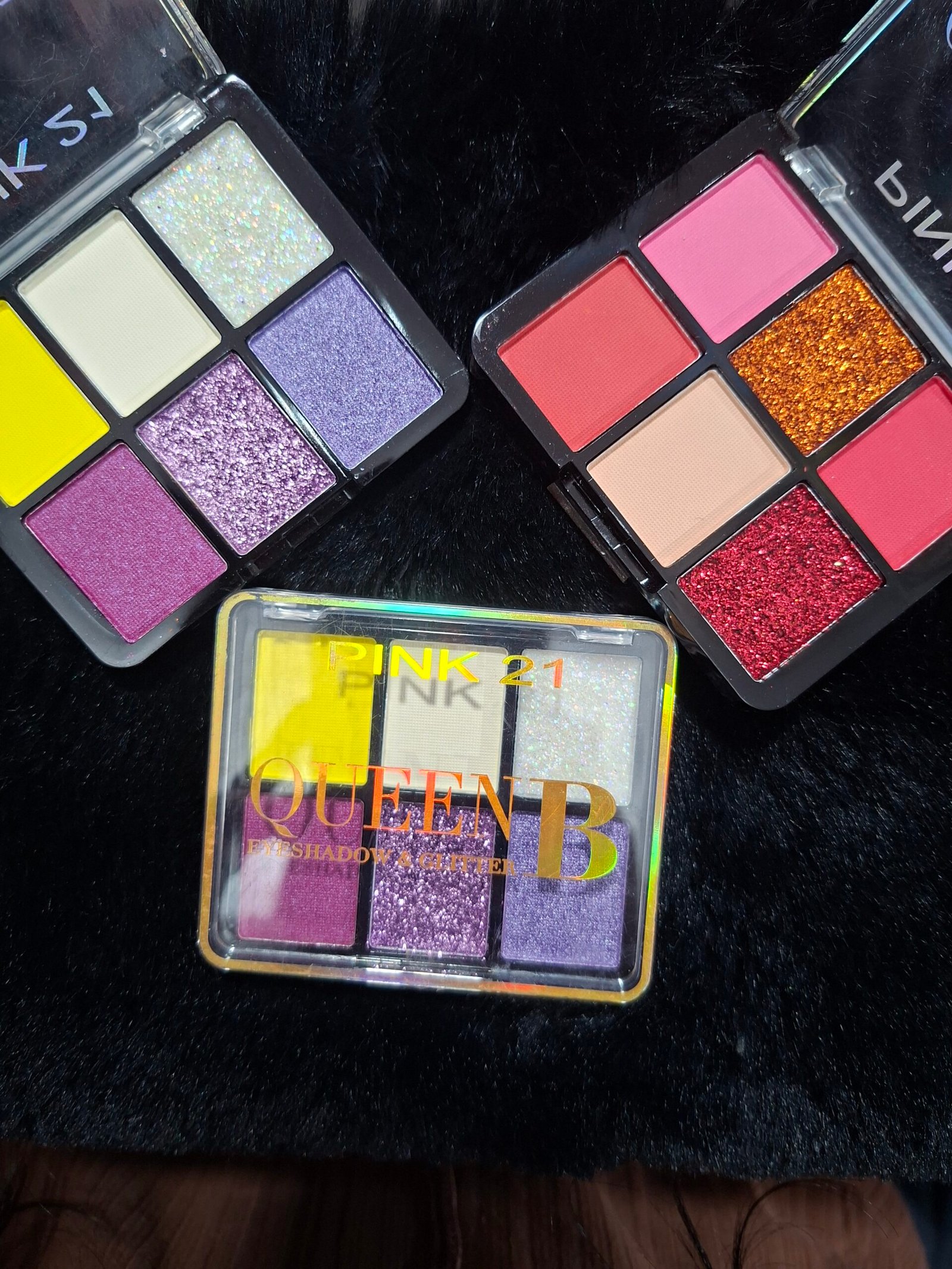 Sombra de ojos con glitter queen b pink 21
