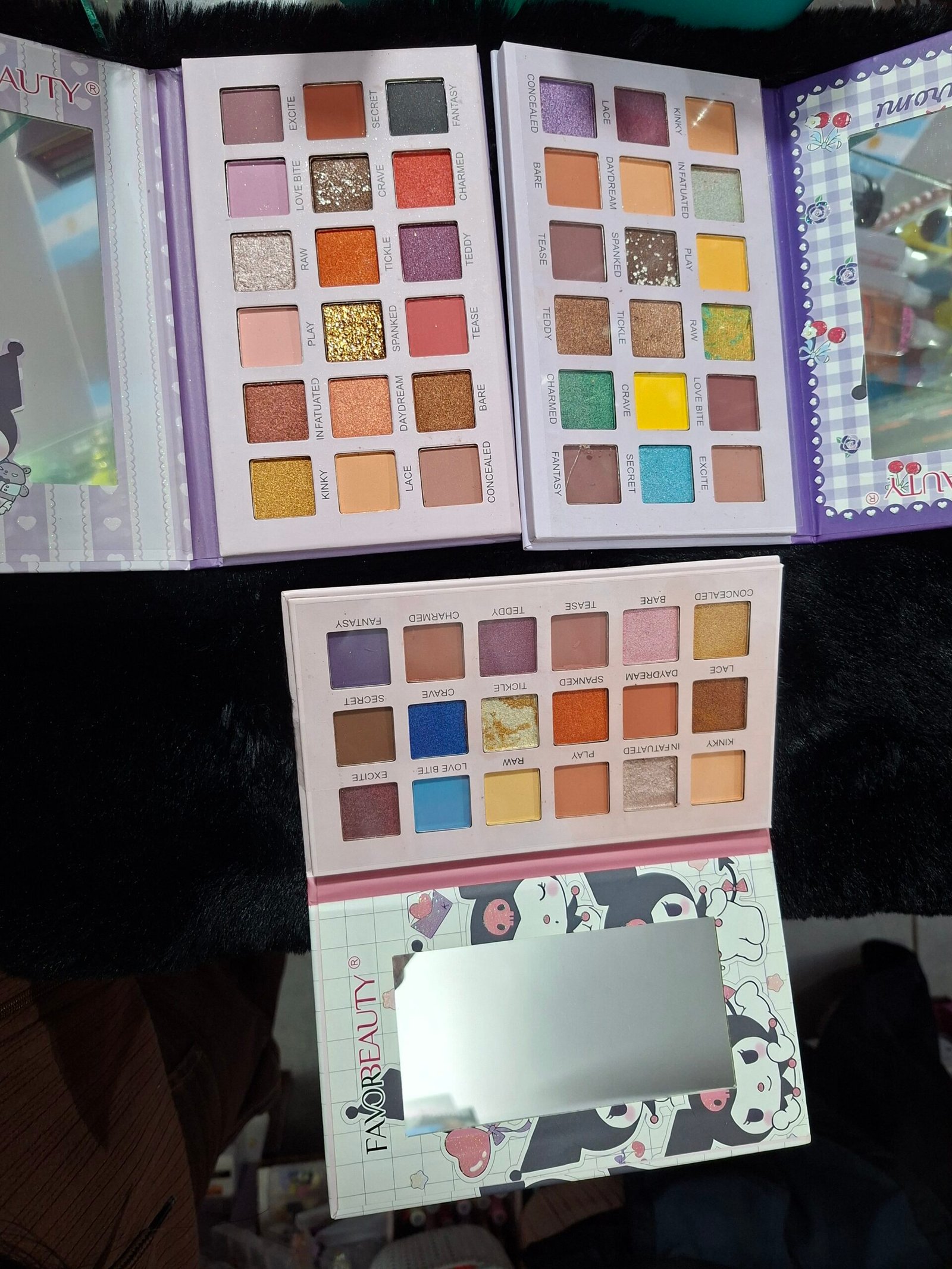 Paleta de sombras con espejo faborbeauty