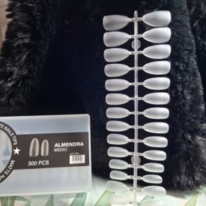 Soft gel tips almendra tira de 24u mely