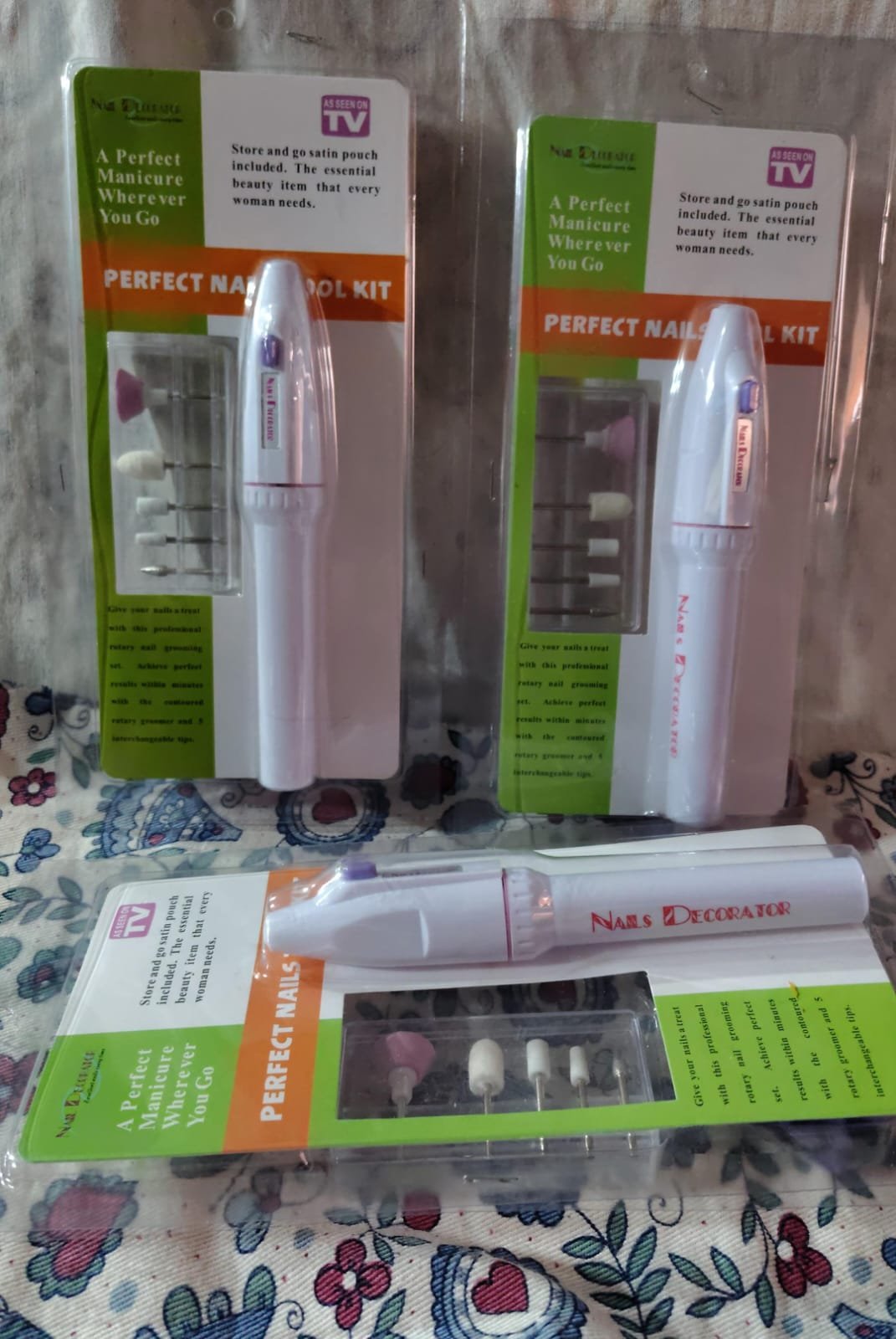 Torno lápiz manicure a batería con 5 fresas y un sobre para guardar