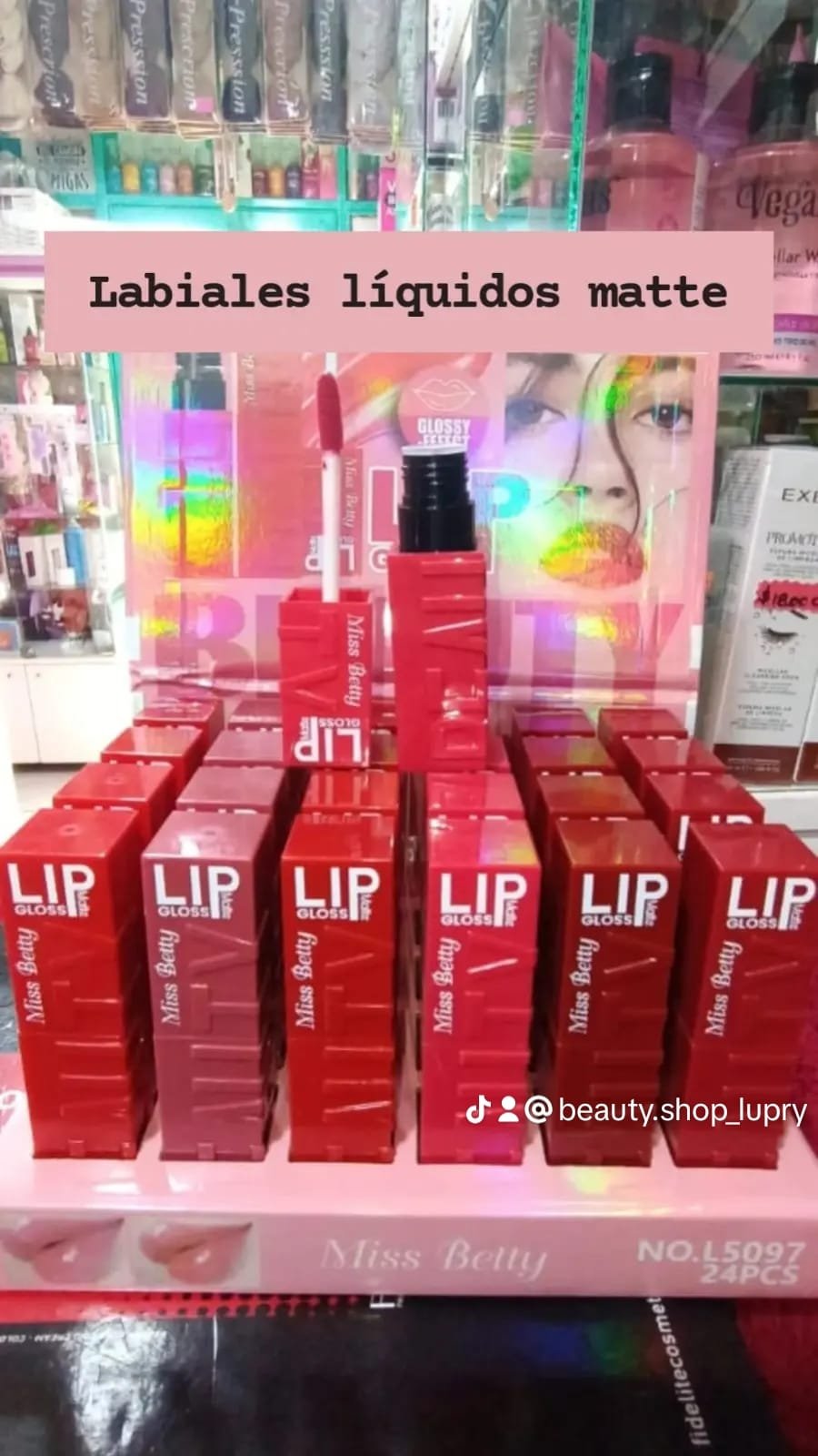 Labial líquido matte gloss miss betty