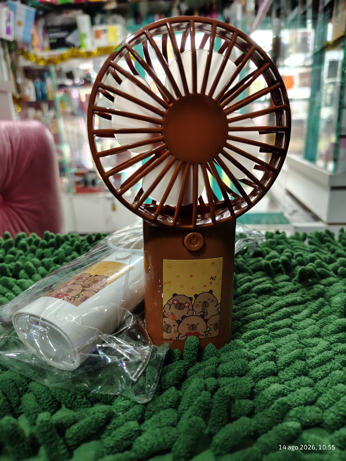 Mini ventilador de mano capibara - Imagen 2