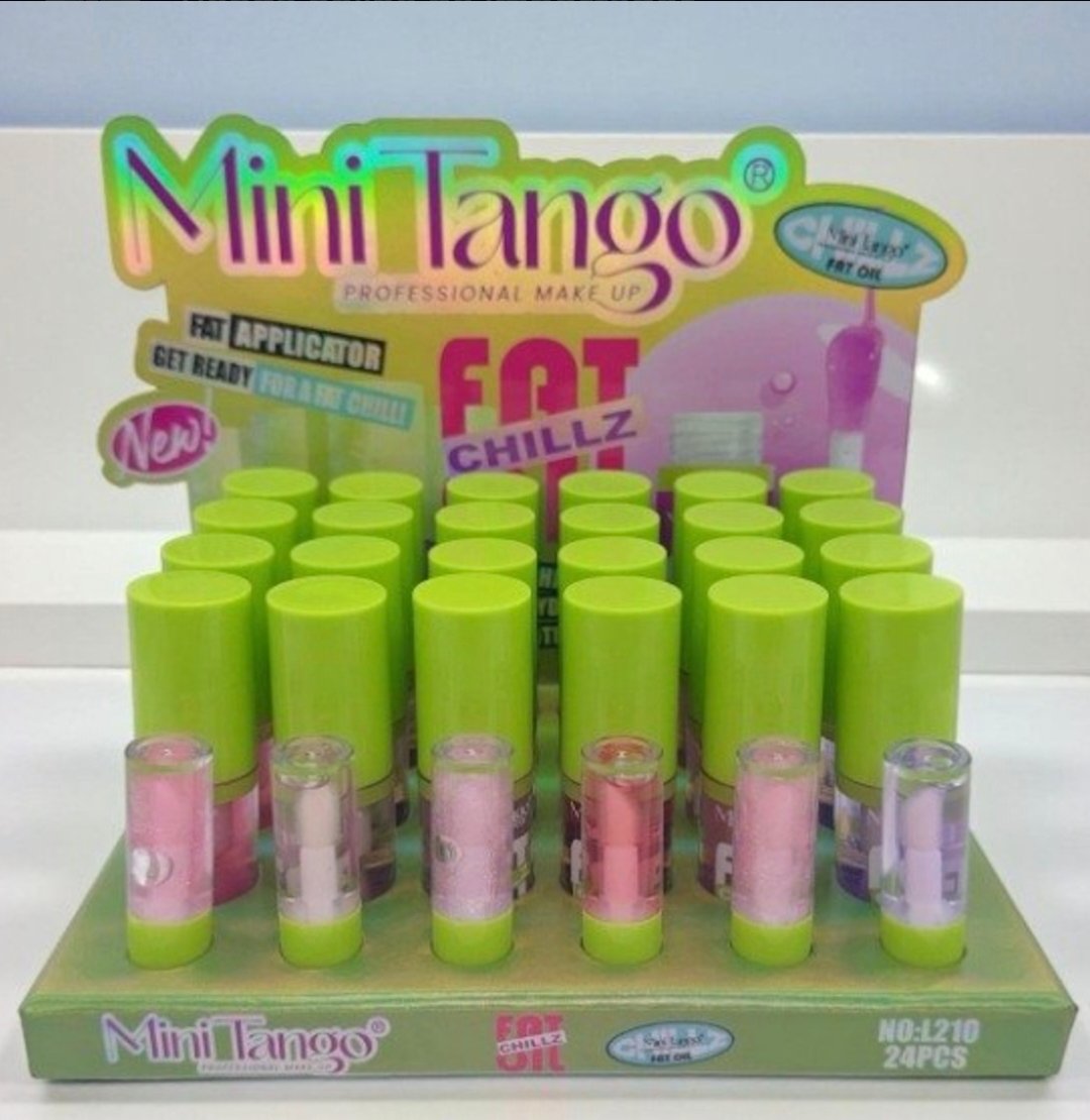 Labial gloss fat oil transparente