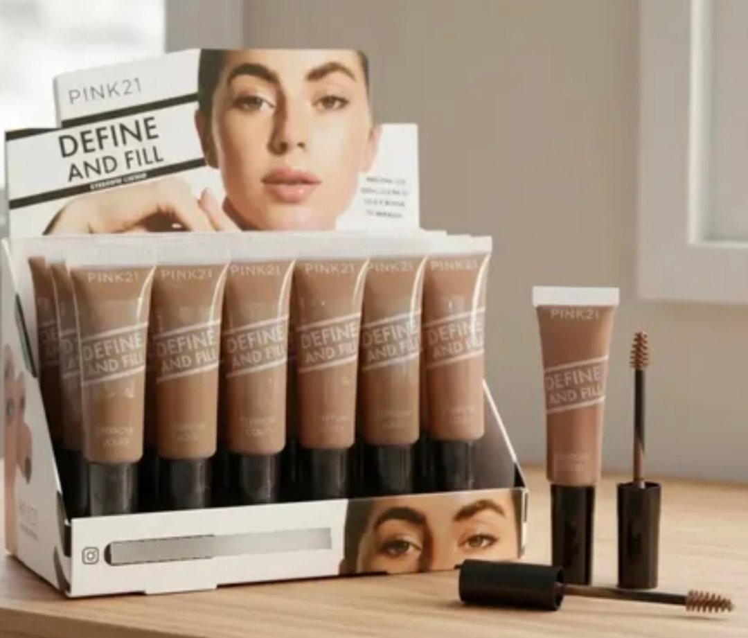 Delineador para cejas con color define y rellena
